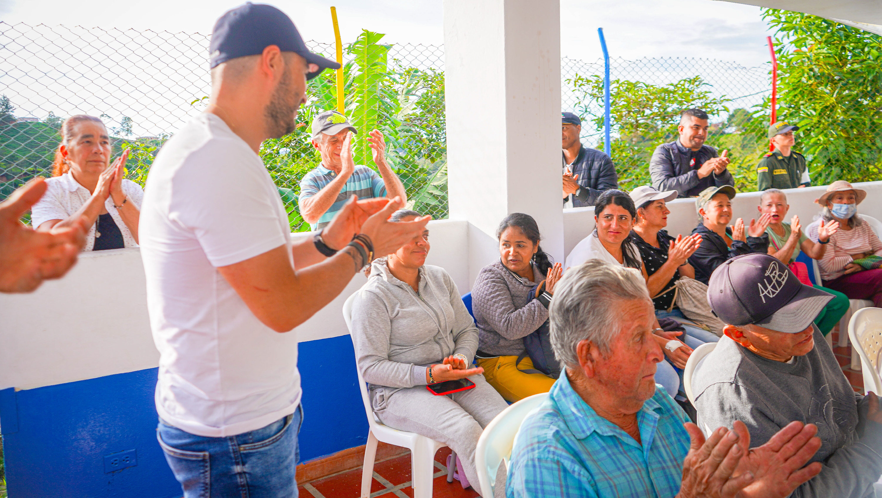 Firma de convenio solidario y mesa de seguridad en la Vereda La Peña: compromiso por el bienestar y la tranquilidad en la ruralidad